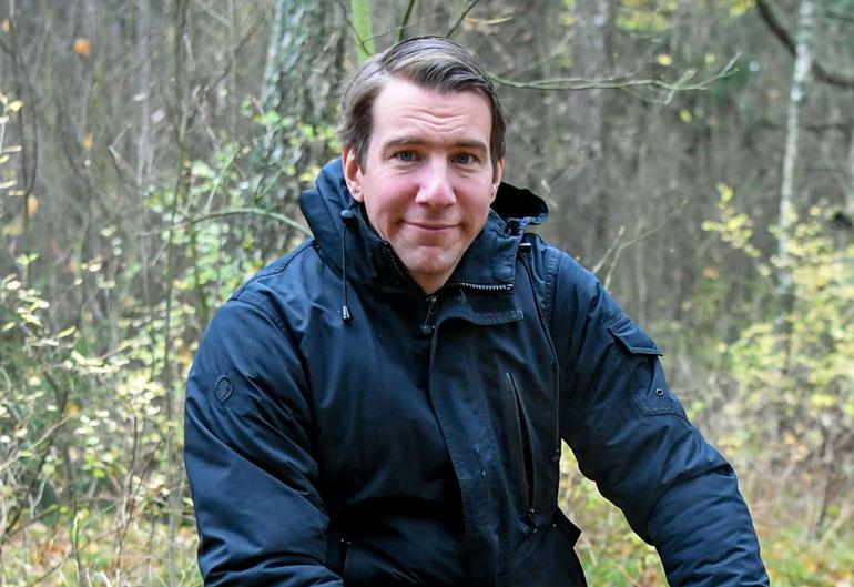 Aku Hirviniemi tunnustautui kauhun ystäväksi.