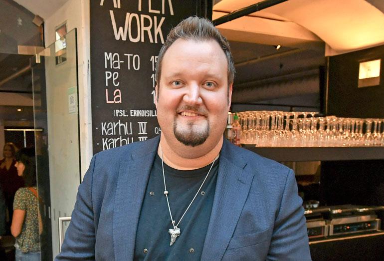eronnut sami hedberg viihtyy yksin hulppeassa kyasunnossaan en edes eronnut sami hedberg viihtyy yksin hulppeassa kyasunnossaan en edes