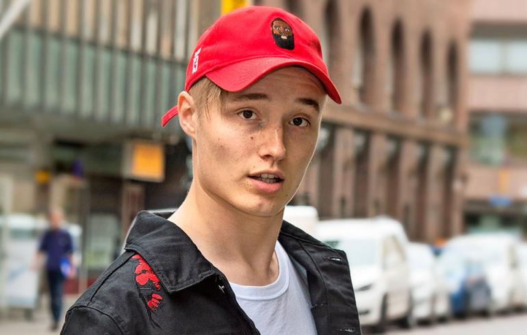 Isac Elliot