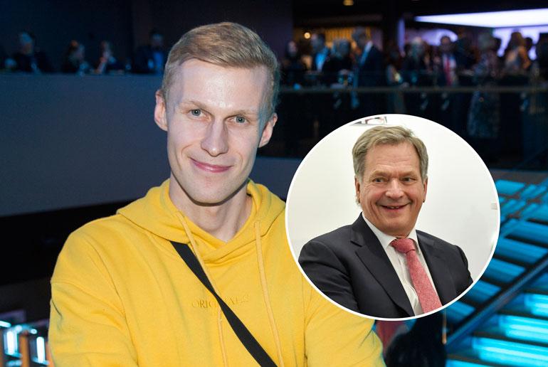 Roni Bäck kohtasi Sauli Niinistön lentokoneessa.