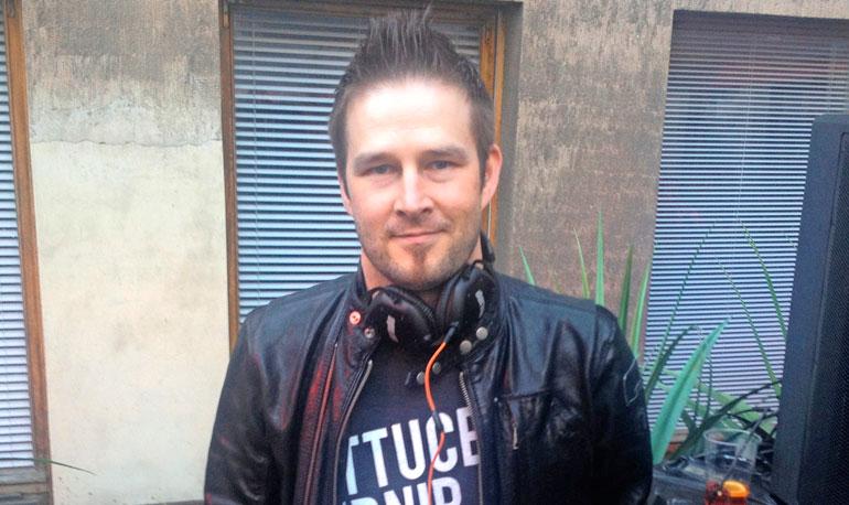 Darude