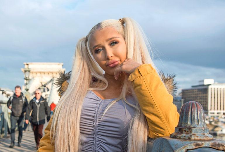 Amanda Ahola löysi uuden miehen Unkarista.