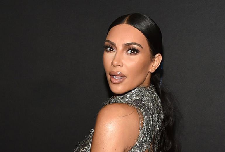 Kim Kardasian suku puoli video