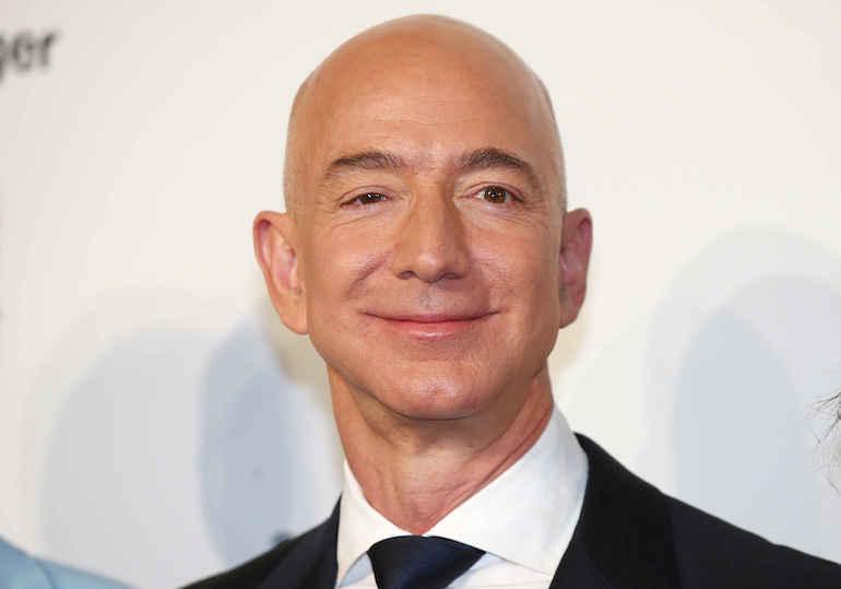Jeff Bezos joutui skandaalin keskelle.