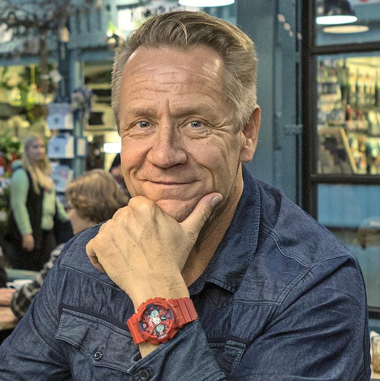Olli Lindholm (1964-2019).