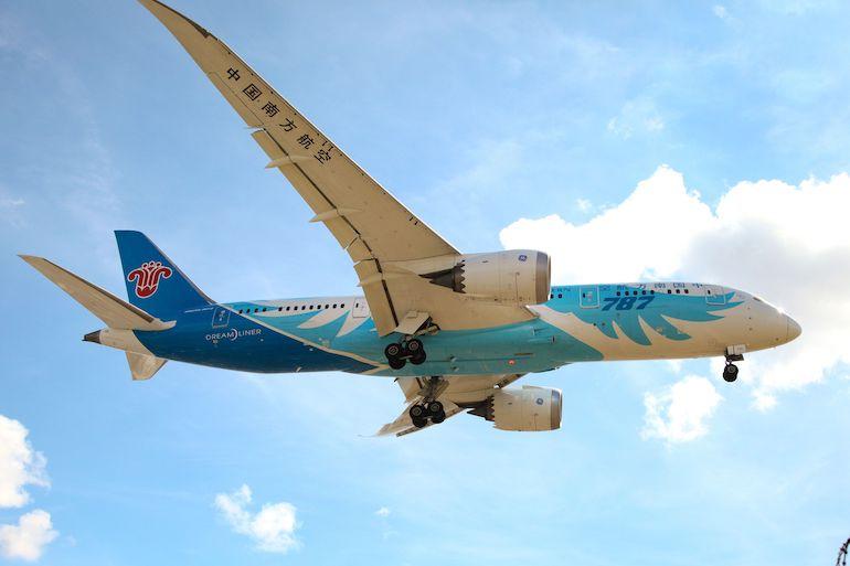 China Southern Airlinesin lento viivästyi.