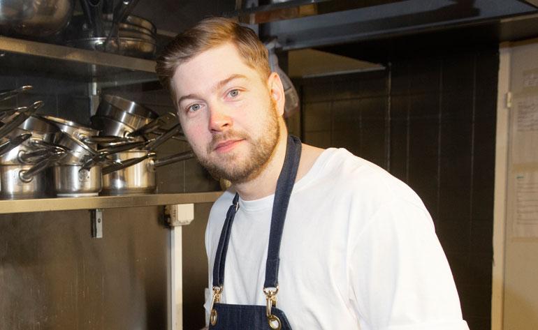 Teemu Laurell kertoo vastoinkäymisistään.