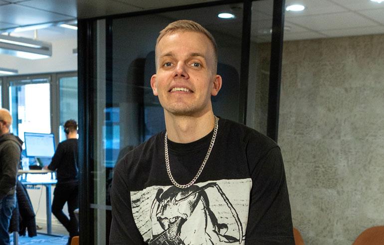 Elastinen viihdytti Allerin tupareilla.