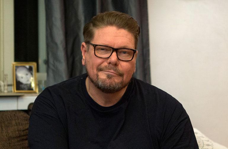 Henry Saari kiidätettiin sairaalaan.
