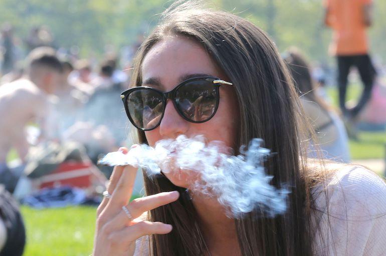 Kannabis voi olla hyväksi orgasmeille.