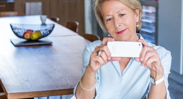 Äiti oppi Instagramin salat tyttäreltä.