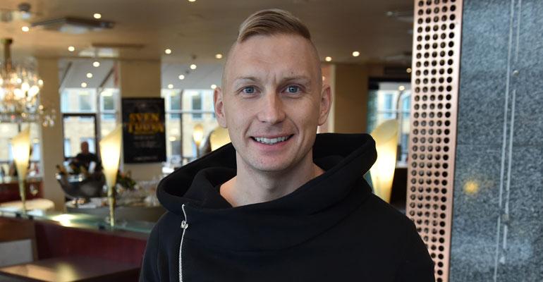 Marko Vainio osallistui Pride-kulkueeseen.