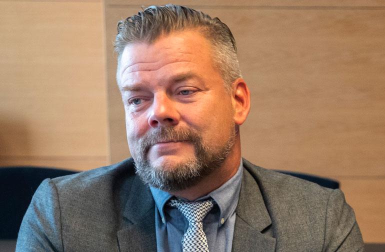 Jari Sillanpää myy omaisuuttaan.