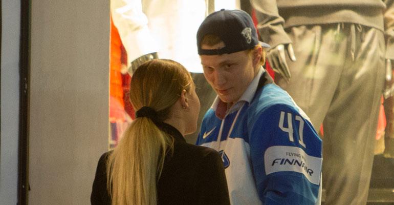Joel Kiviranta Leijonien kultajuhlissa.