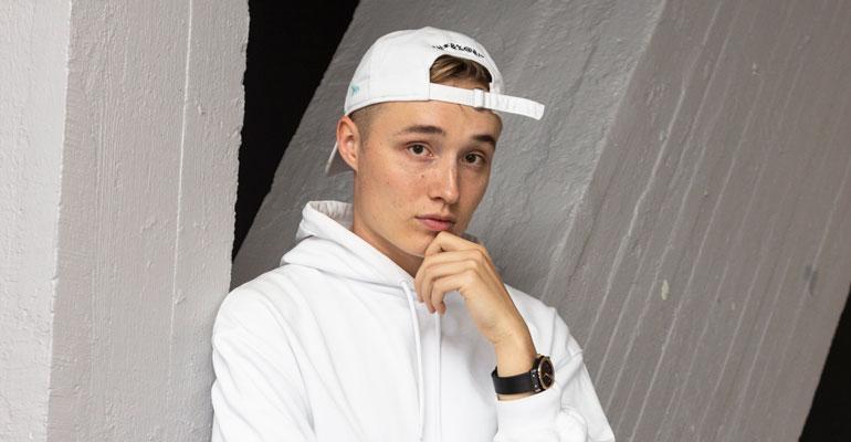 Isac Elliot