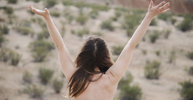 Topless-aktivisti vei asian oikeuteen.