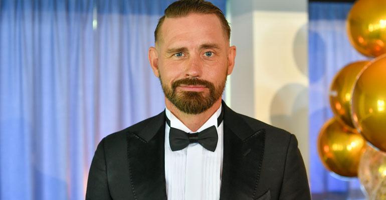 Lauri Tähkä tuplasi palkkiopyyntönsä.