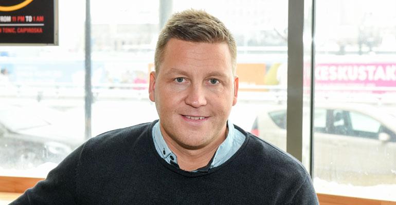 Jani Sievinen joutuu leikkaukseen.