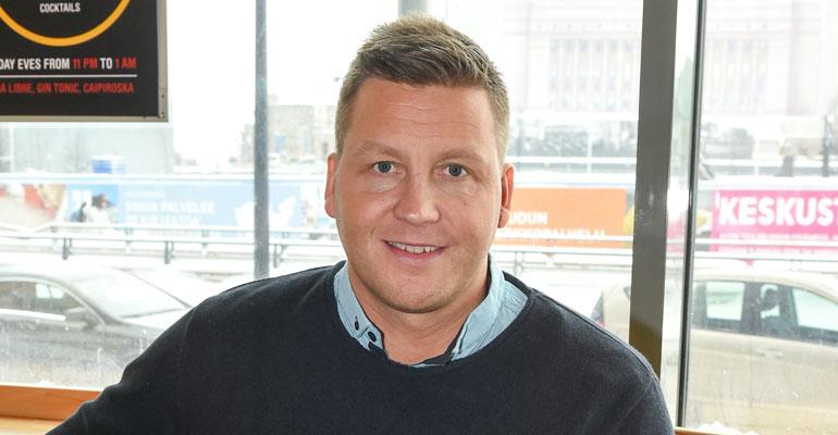 Jani Sievisen lapset innostuivat uimisesta.