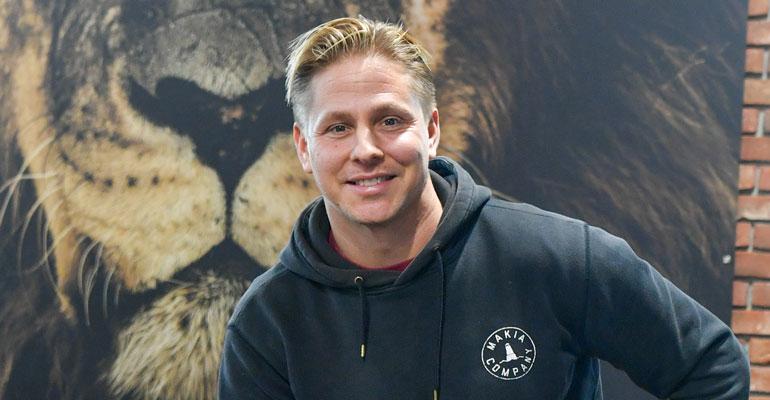 Markus Pöyhönen muuttaa.
