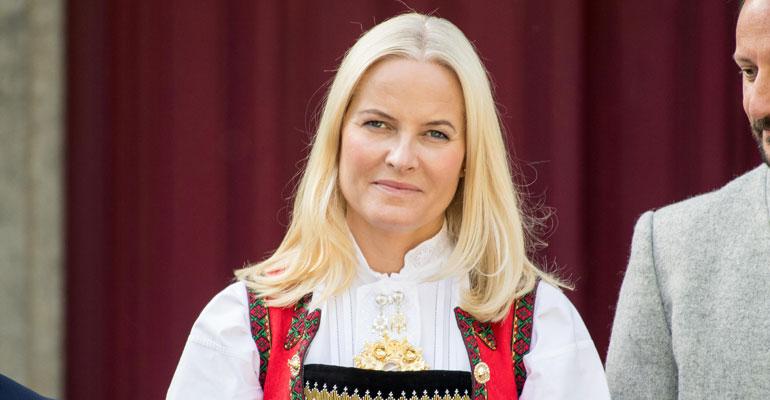 Mette-Marit teki maakuntamatkan.