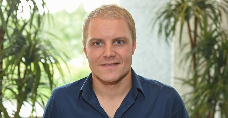 Valtteri Bottas majouttuu mökilleen.