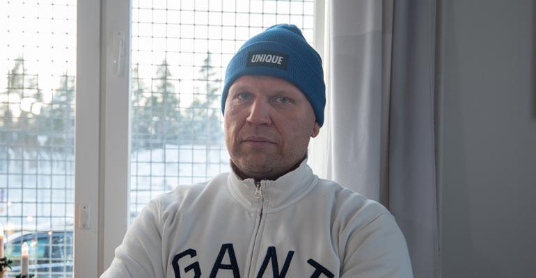 Tommy on ollut vankilassa lähes puolet elämästään.