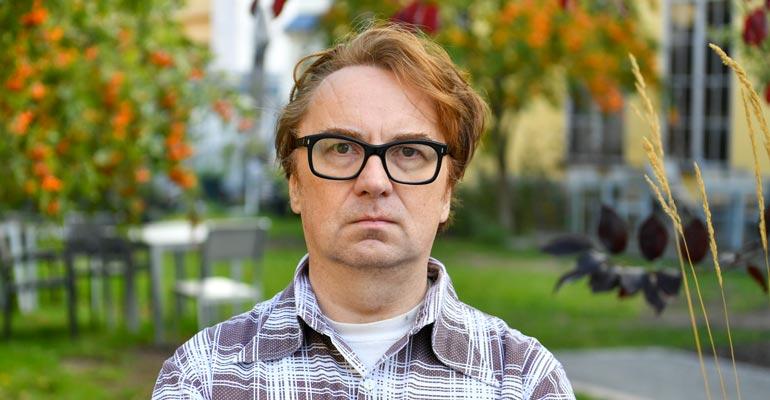 Pertti Jarla tienaa messevästi.