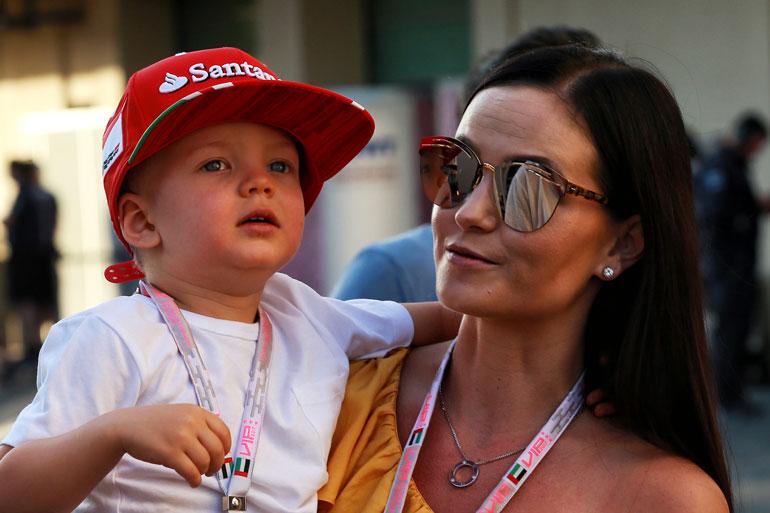 Robin ja Minttu Räikkönen.