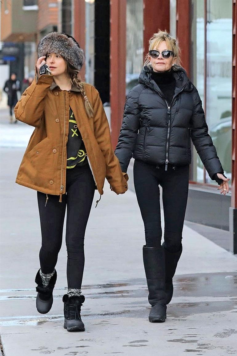 Dakota Johnson on Melanie Griffithin ja Don Johnsonin tytär.