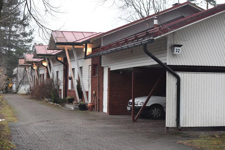 Tuoreen perheen kotiraitti huokuu rauhallista tunnelmaa ja taviselämää.