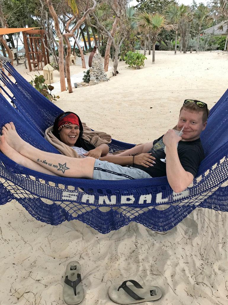 Sampo ja Minttu viettivät lähes kolme viikkoa reissussa. – Myöhästyimme Jamaikan-koneesta ja jouduimme viettämään vuorokauden Floridassa.