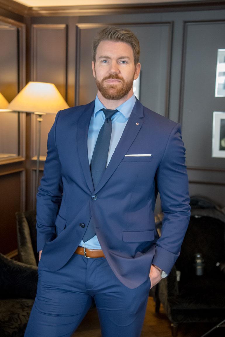 Bachelor Suomi -ohjelman Joni Lindlöf on tankotanssija Henriikka Roon mieleen.