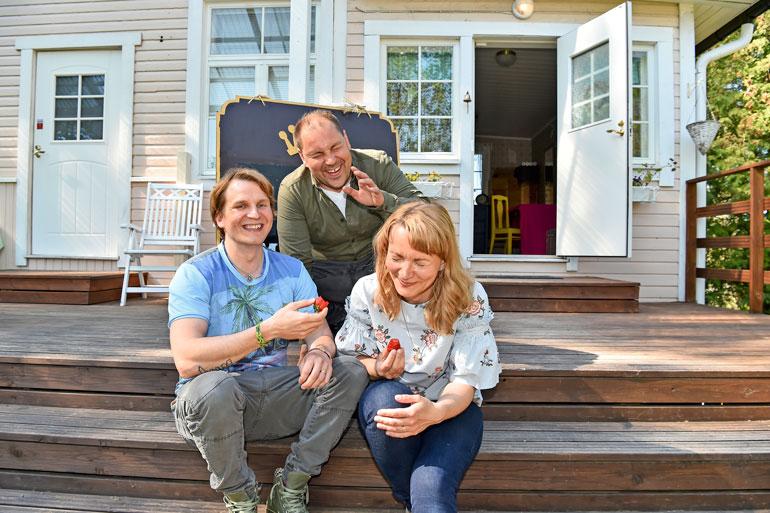 Perttu vieraili vuosi kuvausten jälkeen Antin ja Ellenin luona.