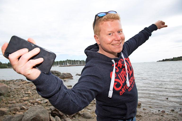 Sampo hermostuu helposti puhelimen soidessa, kun hänellä on masennuskausi menossa.