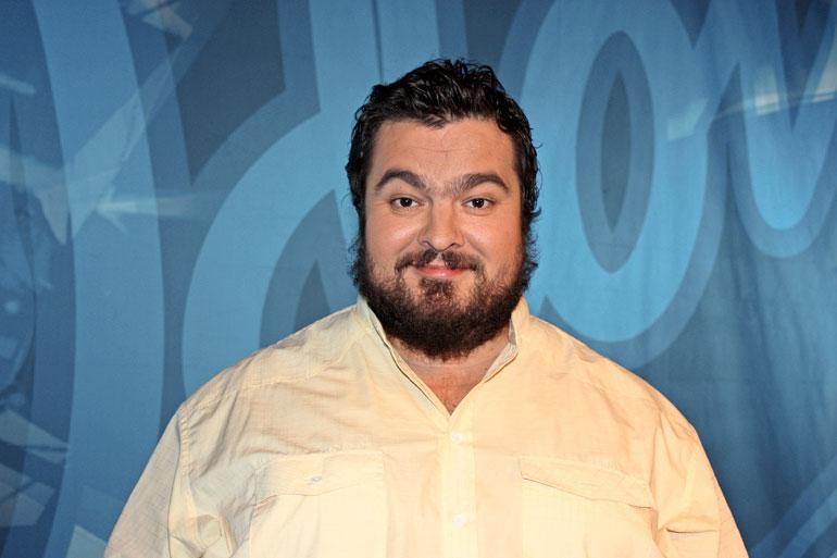 Zarkuksen musiikillinen ura alkoi Anssi Kelan Pekka ja Susi -yhtyeen lyömäsoittajana ja taustalaulajana. Monipuolinen muusikko toimi myös Idols-studiossa tuomarina 2011.