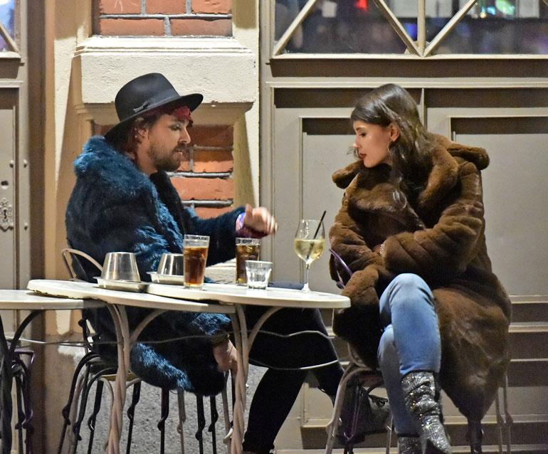 Leo Stillman ja Maryam Razavi olivat Andy ja Angela McCoy. Pari kävi keskenään vakavamielisiä keskusteluja.