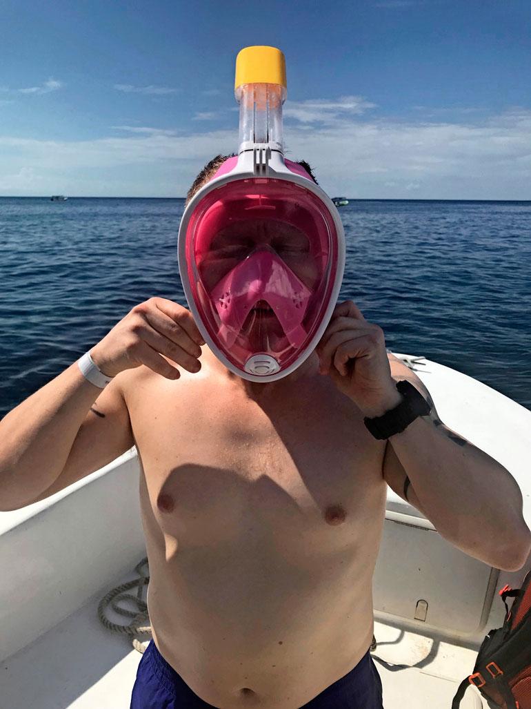 Sampon veikeä snorkalusmaski ihastutti.
