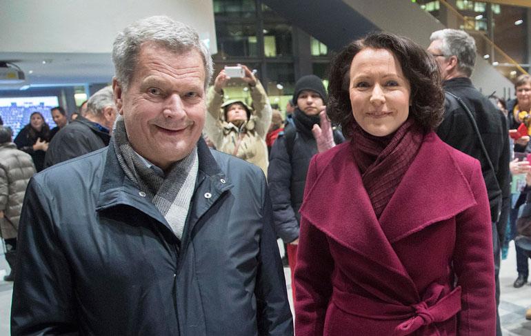 Tasavallan presidentti Sauli Niinistö ja rouva Jenni Haukio voivat viettää jatkossa kesiään Aaro-poikansa kanssa Kultarannan lisäksi Lohjalla.