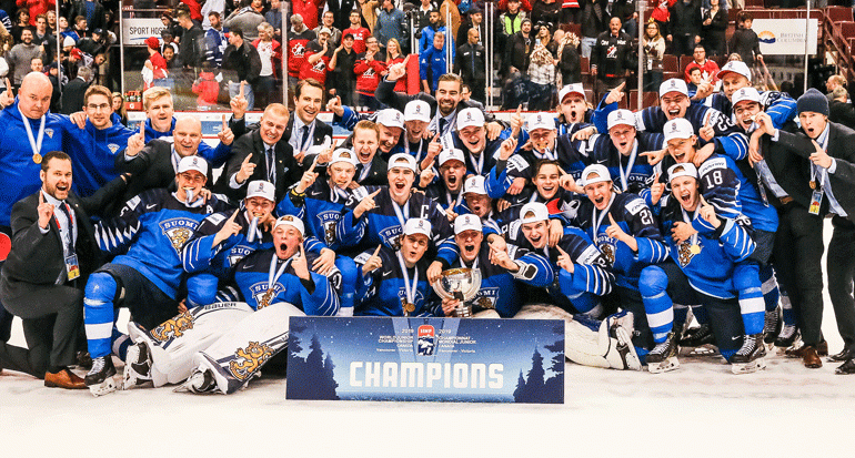Nuoret LEijonat huuhtoivat tyäsin ansaitusti MM-kultaa Kanadan Vancouverissa.