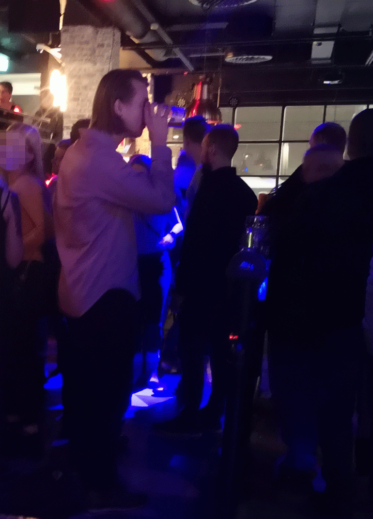 Välillä Joona kittasi hieman janojuomaa, jotta jaksoi jatkaa biletystään.