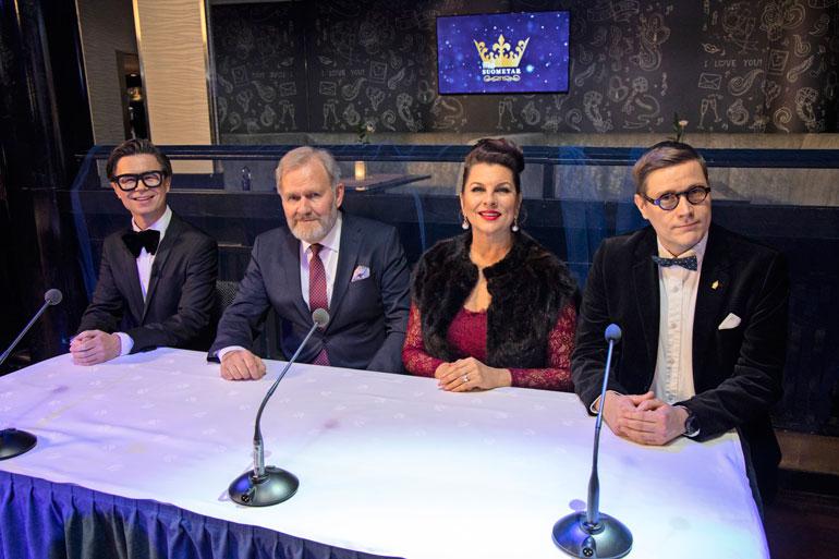 Sarjan missituomaristossa istui Sami Sykön ja Satu Silvon lisäksi näyttelijä Taisto Oksanen sekä avustaja.