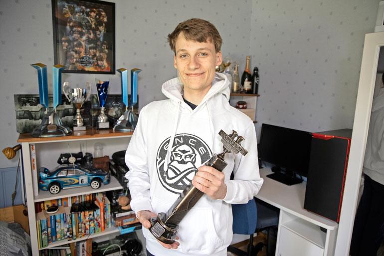 Joona voitti ensimmäisenä ei-korealaisena Starcraft II:n maailmanmestaruuden Anaheimissa Yhdysvalloissa viime vuoden marraskuussa.