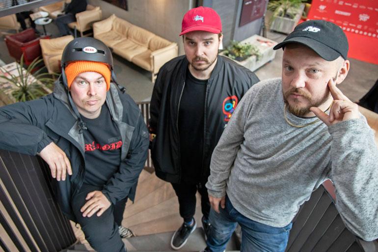 Teflon Brothers haluaa toimia nimensä mukaisesti. – Meihin ei mikään paska tartu, emmekä itse jumitu mihinkään.