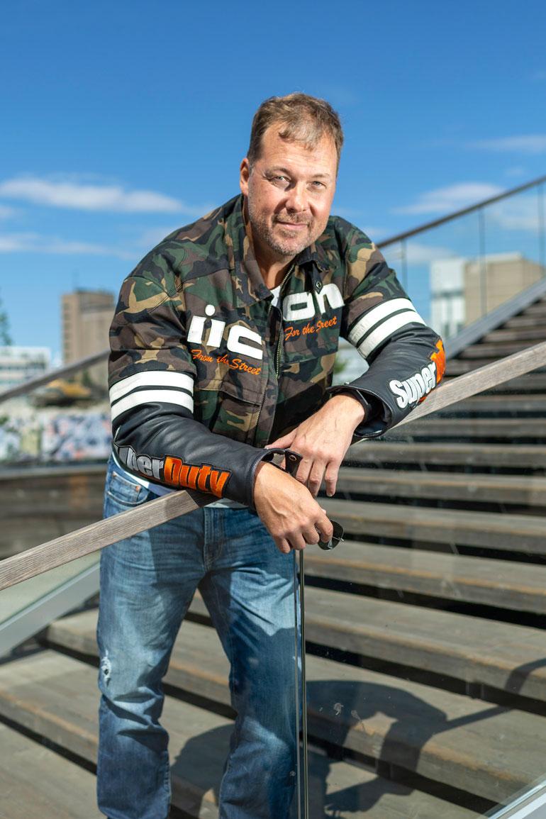 Suosikkijuontaja oli menettää henkensä leikkauksen komplikaationa syntyneen laajan keuhkoveritulpan vuoksi.