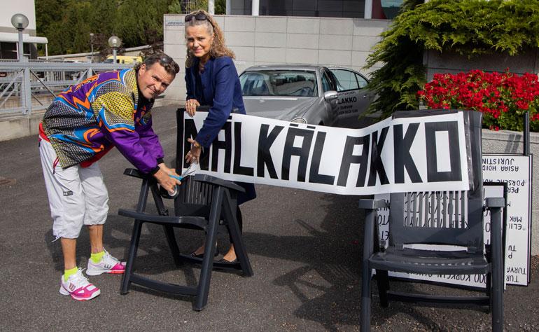 – Yhdessä olemme eläneet ja yhdessä olemme valmiit kuolemaankin, 30 vuotta naimisissa olleet Marketta ja Jari sanovat.