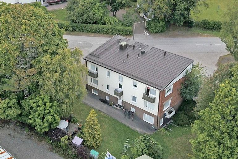 Andyn ja Angelan uusi koti Karkkilassa ilmasta kuvattuna.