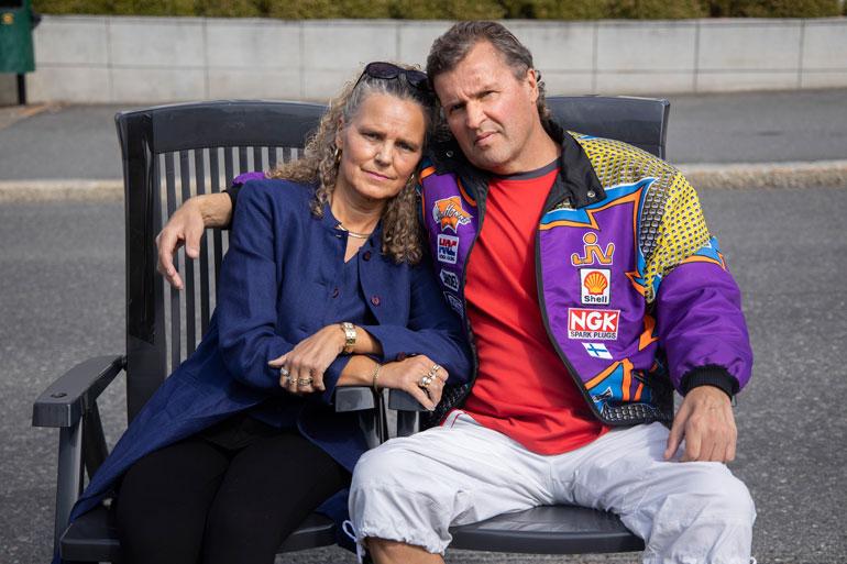 Jari Hautakorpi sairastaa munuaisen vajaatoimintaa. – Jos serkkuni munuainen sopii, saan loppuelämäni takaisin, motocrossia ja kilpaveneilyä MM-tasollakin ajanut mies huokaa.