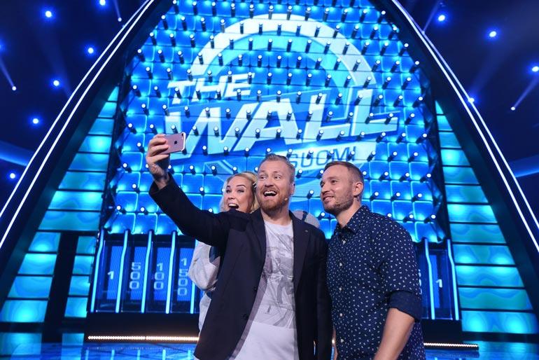Heikki luotsaa parhaillaan Nelosella pyörivää The Wall Suomi -ohjelmaa.