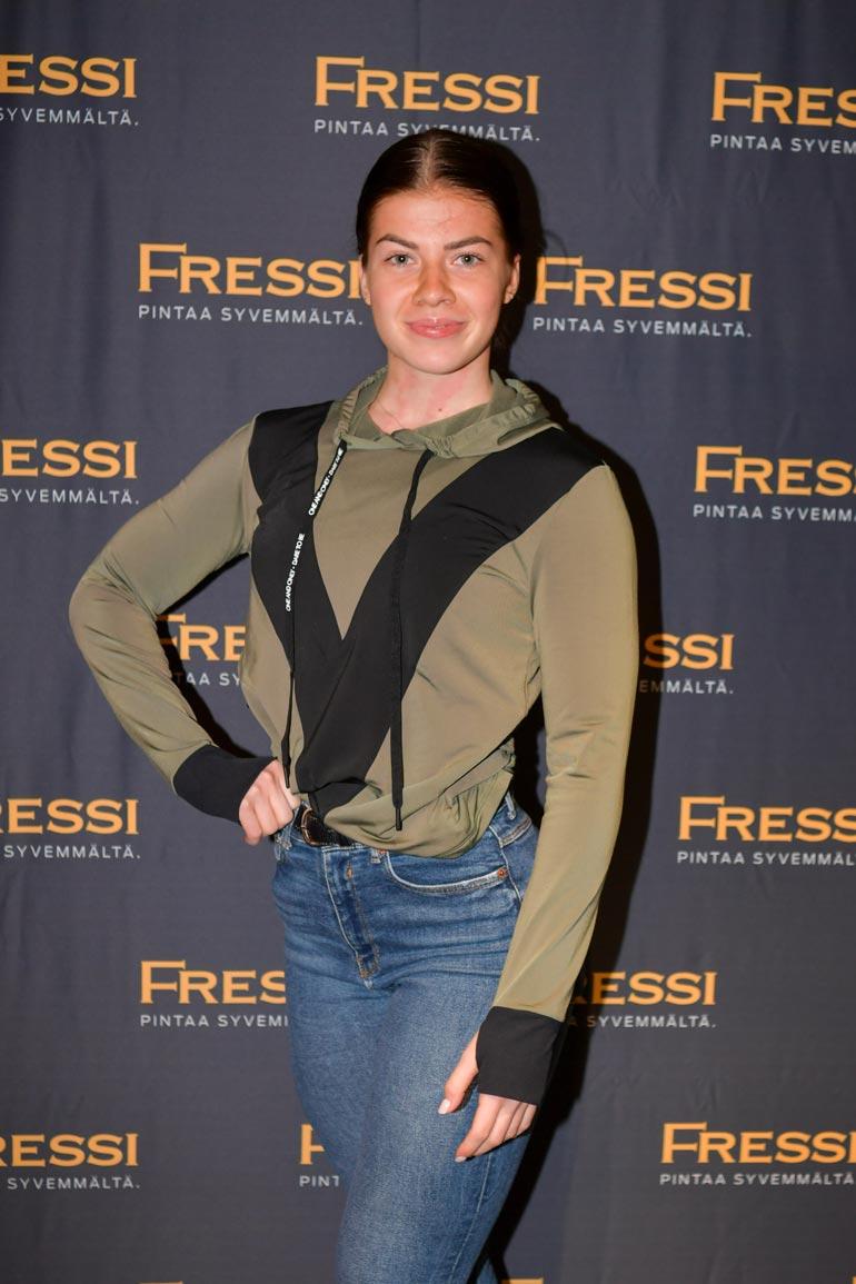 Pernilla Böckerman uudistetun Fressi-kuntosalin avajaisissa.